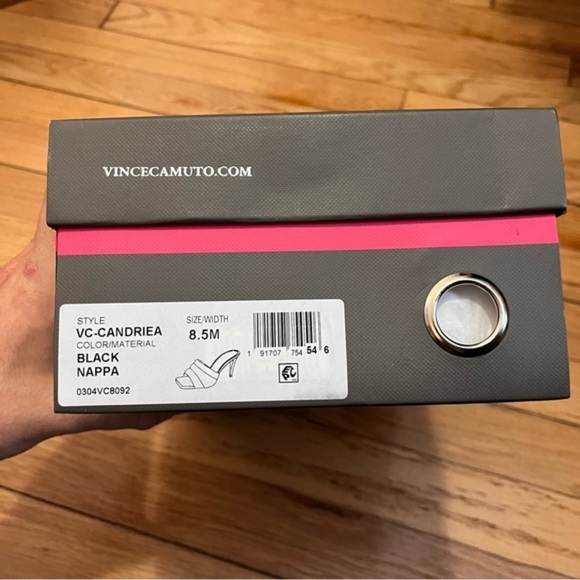 Vince Camuto Leather Black Square Toe Heels 8.5 NIB - Picture 5 of 9